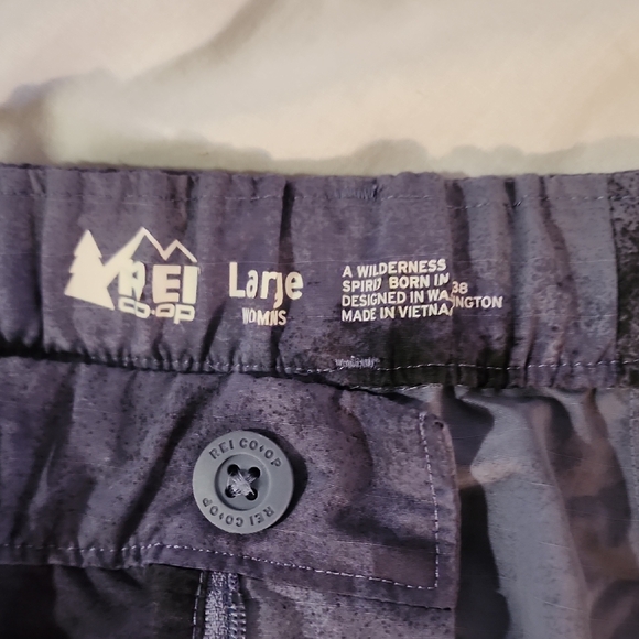 REI Women's Athletic Shorts - Dark Gray - Picture 1 of 4
